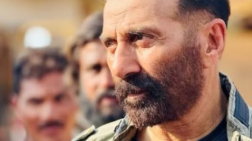 लाइमलाइट से दूर रहती हैं धर्मेंद्र की बेटियां, सनी देओल ने रक्षाबंधन शेयर की बहन के साथ लेटेस्ट फोटो