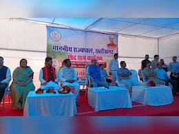 गरियाबंद के इस गांव पर होगी अब राजभवन की पैनी नजर, राज्यपाल रमेन डेका ने किया बड़ा ऐलान गरियाबंद के इस गांव पर होगी अब राजभवन की पैनी नजर, राज्यपाल रमेन डेका ने किया बड़ा ऐलान