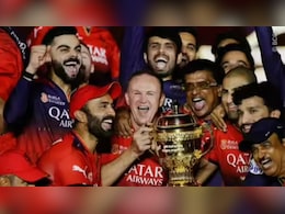 IPL फैंस को लगा झटका, GST दरों में बदलाव के बाद जानिए अब टिकट के लिए खर्च करने होंगे कितने रुपये IPL फैंस को लगा झटका, GST दरों में बदलाव के बाद जानिए अब टिकट के लिए खर्च करने होंगे कितने रुपये