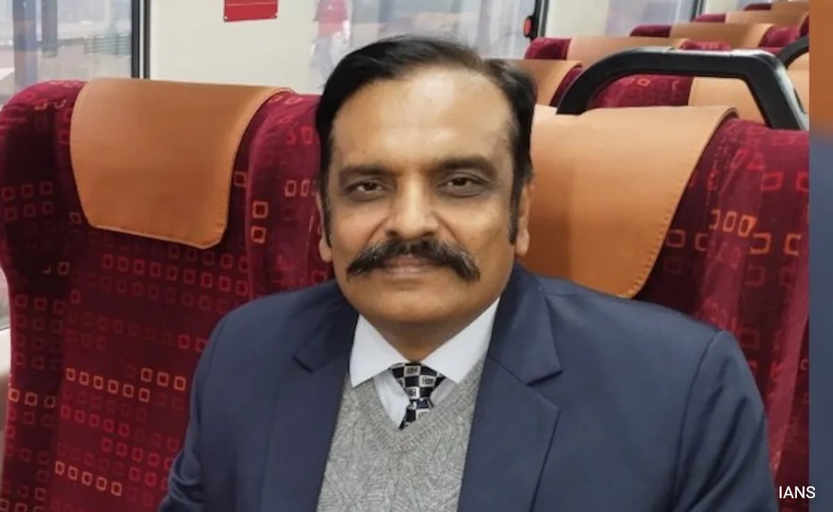 Chandigarh AAP в неделя спря Amritsar North MLA и бившия