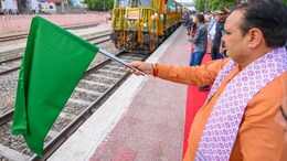 राजस्थान के 50 हजार बुजुर्गों को &lsquo;एसी ट्रेन&rsquo; से कराएगी तीर्थ यात्रा, सीएम भजनलाल ने किया ऐलान