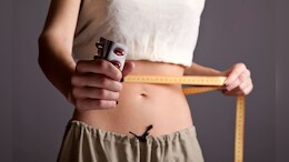 Weight Loss News: वेटलॉससाठी शरीरावर इंजेक्शन, औषधांचा करताय मारा?  शॉर्टकटमुळे होतील इतके मोठे दुष्परिणाम