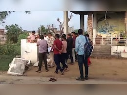 जयपुर में तेजाजी मंदिर का तोड़ा दानपात्र, नकदी उड़ा ले गए चोर; भक्तों में आक्रोश जयपुर में तेजाजी मंदिर का तोड़ा दानपात्र, नकदी उड़ा ले गए चोर; भक्तों में आक्रोश