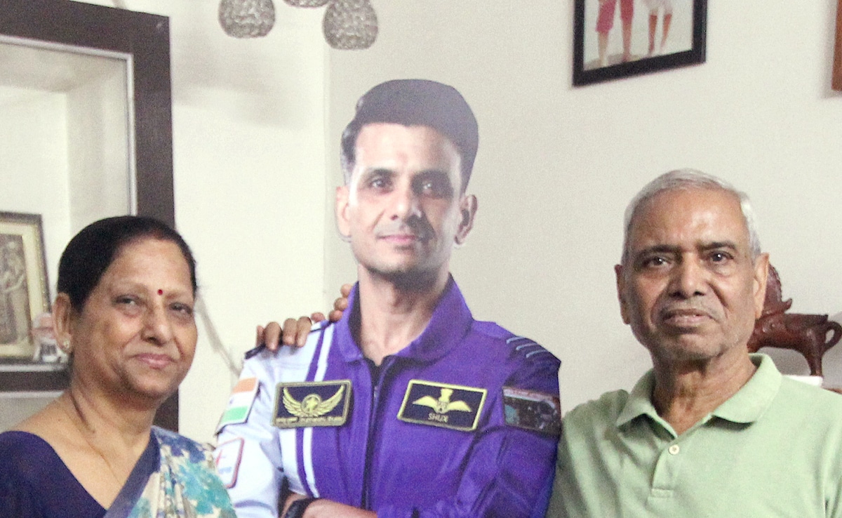 These include the Su-30 MKI, MiG-21, MiG-29, Jaguar, Hawk, Dornier, and An-32. 