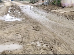 Rajasthan Weather: मानसून की बारिश में बहीं करोड़ों रुपये की लागत से बनी सड़कें, चोटिल हो रहे राहगीर Rajasthan Weather: मानसून की बारिश में बहीं करोड़ों रुपये की लागत से बनी सड़कें, चोटिल हो रहे राहगीर