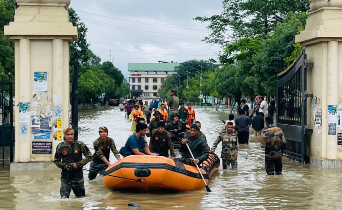 In Meghalaya, 10 districts have been affected by flash floods and landslides. In Meghalaya, 10 districts have been affected by flash floods and landslides.