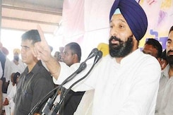 Akali Dal Leader Bikram Majithia Arrested After Raid At His Amritsar Home Akali Dal Leader Bikram Majithia Arrested After Raid At His Amritsar Home