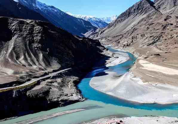 क्या भारत के हितों से हुआ समझौता? पीएम मोदी ने बताया सिंधु नदी पर बांध का डिजाइन पाकिस्तान के दबाव में बना