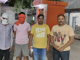 'Solver Gang' Replaces Aadhaar Photos In Massive Madhya Pradesh Police Recruitment Scam 'Solver Gang' Replaces Aadhaar Photos In Massive Madhya Pradesh Police Recruitment Scam