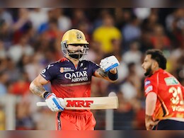 Virat Kohli का डबल धमाल, आईपीएल इतिहास में ऐसा कारनामा कर विश्व क्रिकेट को चौंकाया Virat Kohli का डबल धमाल, आईपीएल इतिहास में ऐसा कारनामा कर विश्व क्रिकेट को चौंकाया