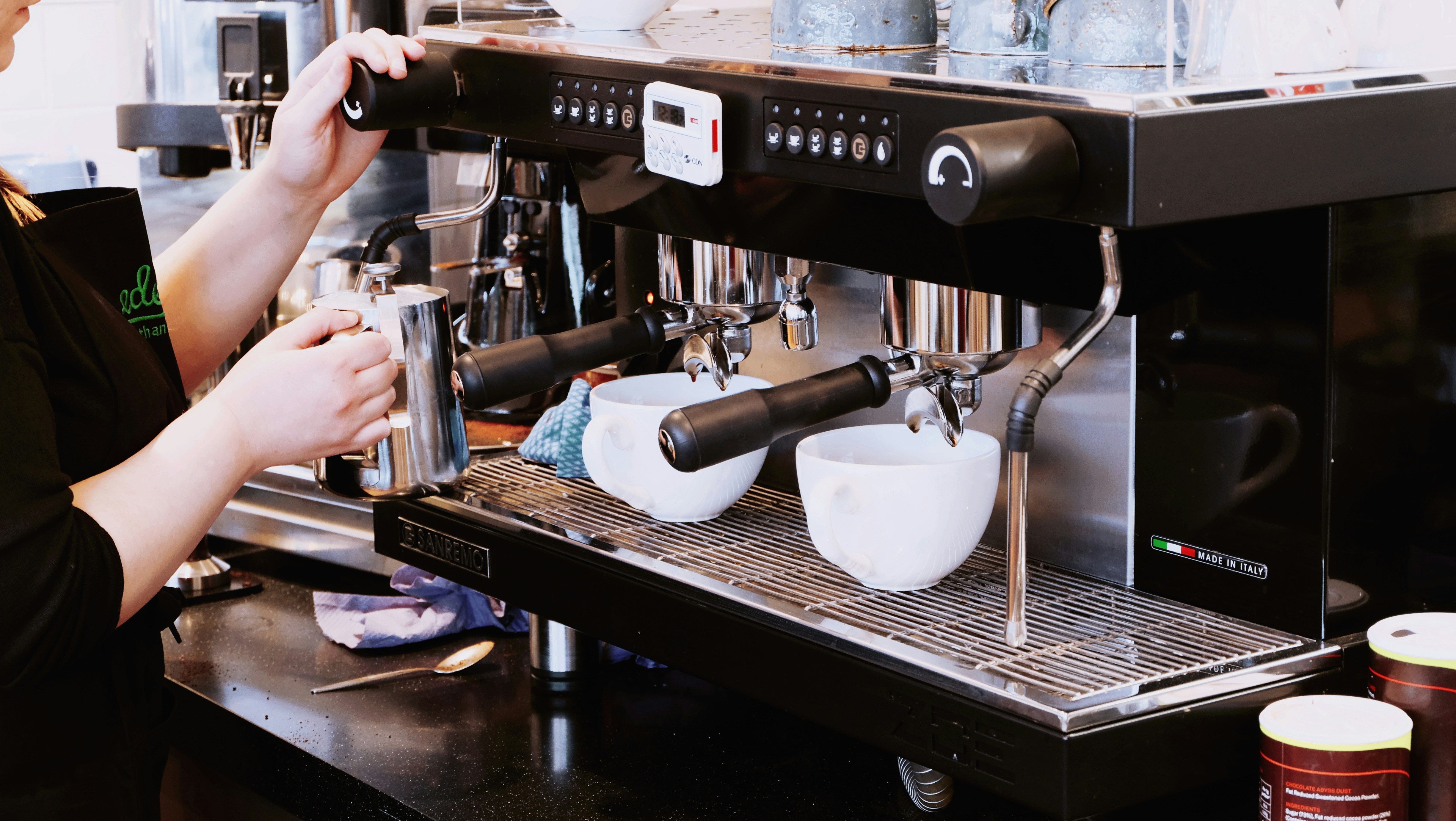 French Press Or Espresso Machine: Which Brews Better Coffee For Your Daily Fix?