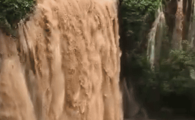 Video: सावन से पहले पाड़ाझर झरने पर मानसून मेहरबान, 100 फीट की ऊंचाई से हर दिन होता है भोलेनाथा का जलाभिषेक