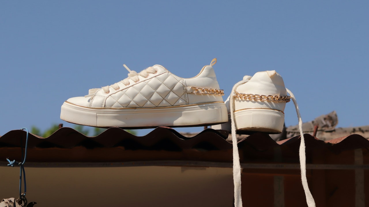 Comfort Meets Chic: Top Everyday Shoes Women Love to Wear All Day Long