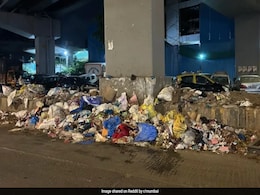 Reddit User Posts Pics Of Garbage Dumped On Mumbai Roads: "Serious Health Hazard" Reddit User Posts Pics Of Garbage Dumped On Mumbai Roads: "Serious Health Hazard"