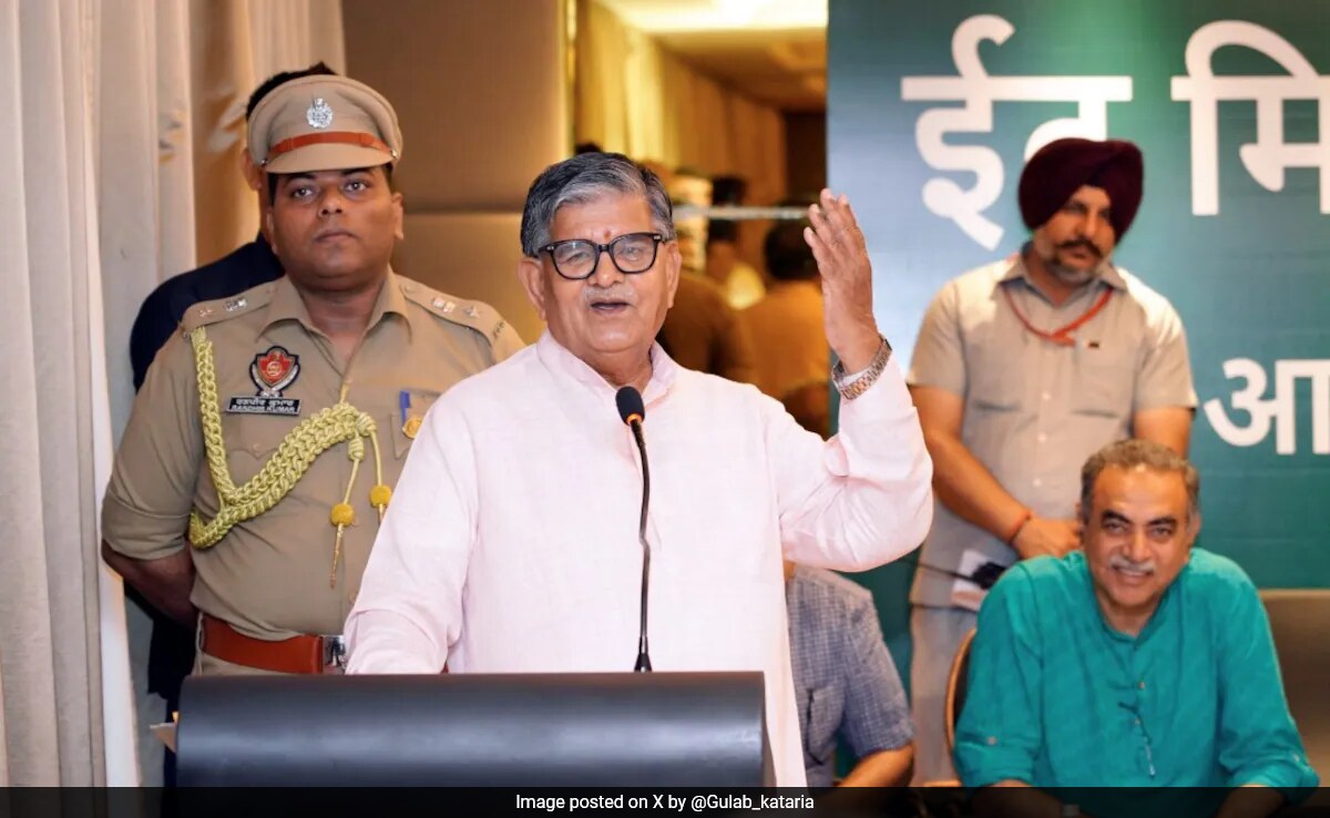 Чандигарх Election to the posts of mayor senior deputy mayor