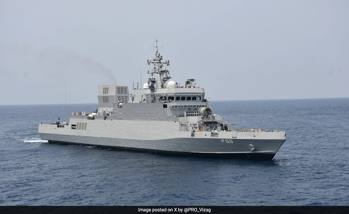 New Delhi Arnala от план до военен кораб Той