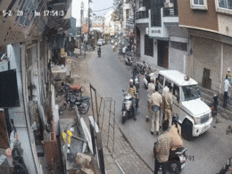 कोटा: पुलिस के थप्पड़ जड़ते ही दुकानदार बेहोश , SHO के खिलाफ दर्ज हुआ मामला; SP ने DSP को सौंपी जांच  कोटा: पुलिस के थप्पड़ जड़ते ही दुकानदार बेहोश , SHO के खिलाफ दर्ज हुआ मामला; SP ने DSP को सौंपी जांच