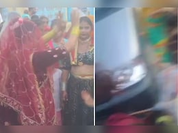 आगरा: शादी के जश्न में डूबे थे लोग, तेज रफ्तार कार ने कई लोगों को रौंदा आगरा: शादी के जश्न में डूबे थे लोग, तेज रफ्तार कार ने कई लोगों को रौंदा