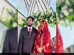 Khan Sir Reveals Why His Wife Wore Veil At Wedding Reception: "It Was My..." Khan Sir Reveals Why His Wife Wore Veil At Wedding Reception: "It Was My..."