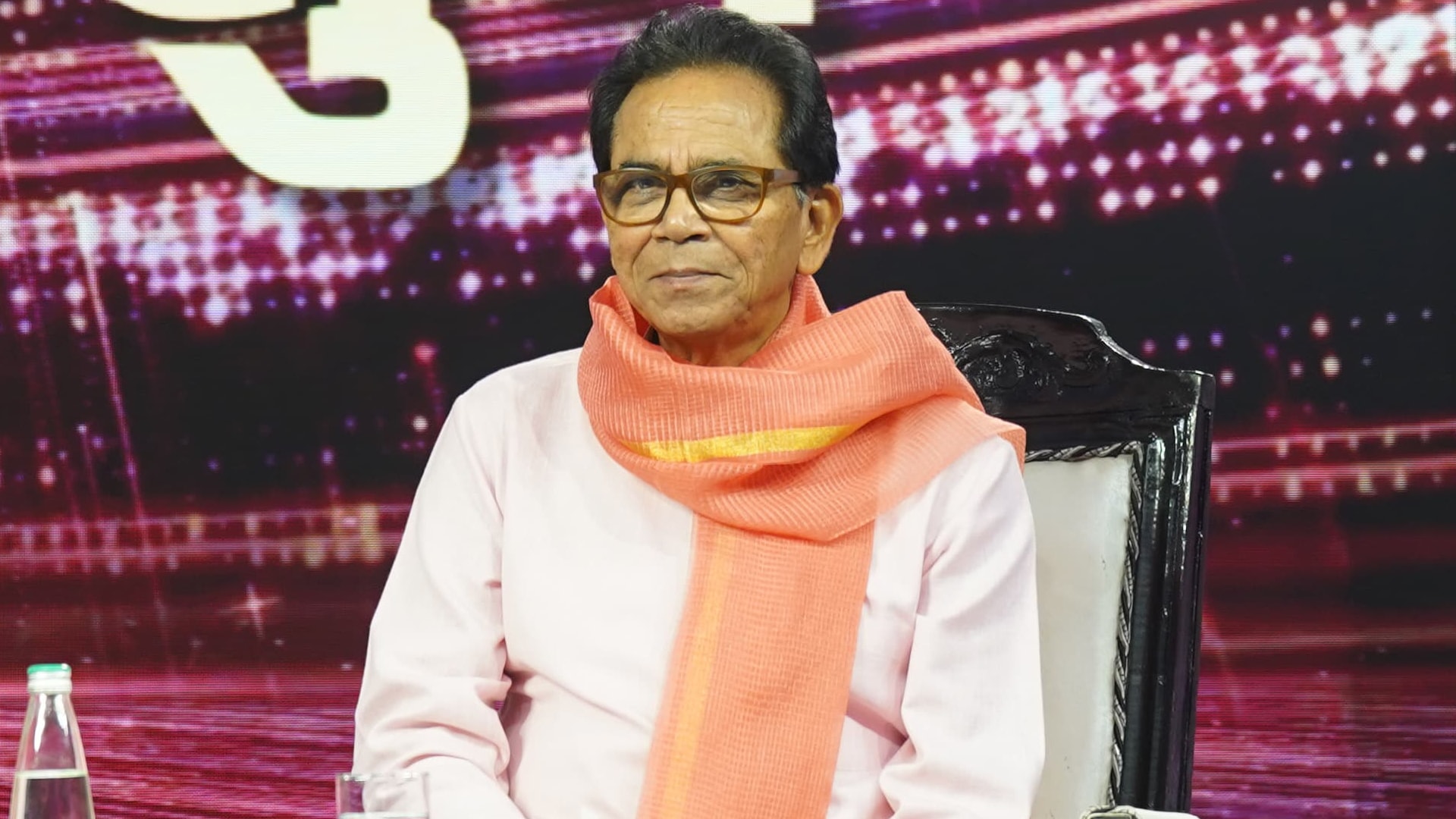 Video: Ashok Chakradhar's 'Software Shayari' For The Gen-Z