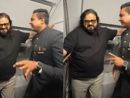 Viral Video: Air India Flight Attendant Sings '<i>In Dino</i>' For Pritam, Watch His Reaction Viral Video: Air India Flight Attendant Sings '<i>In Dino</i>' For Pritam, Watch His Reaction