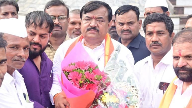 Sudhakar Badgujar Joins BJP : दूध का दूध और पानी का पानी होगा! ठाकरेंना बडगुजरांचा इशारा