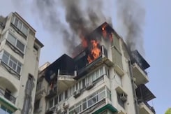 Delhi Man, His Children Die After Jumping From 9th Floor Of Burning Building Delhi Man, His Children Die After Jumping From 9th Floor Of Burning Building