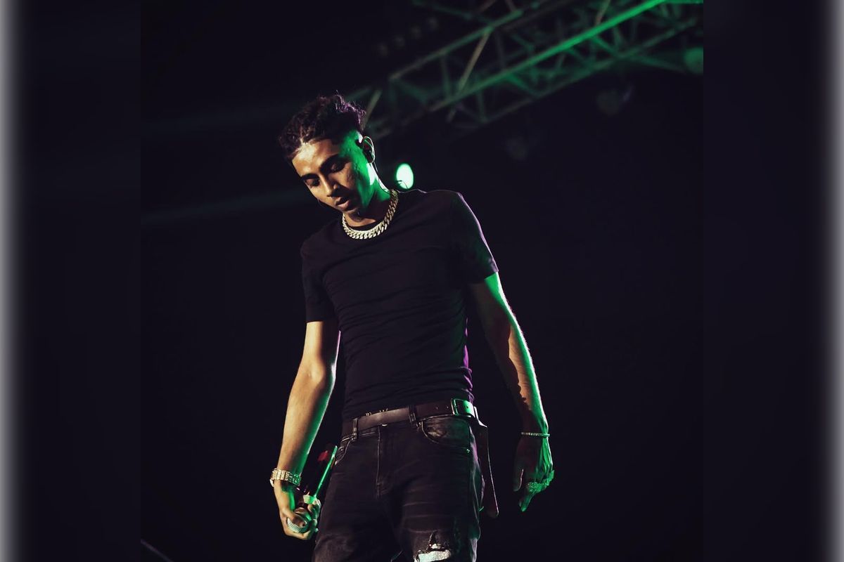 MC Stan's Heartfelt Gesture Towards Fan Wins Hearts