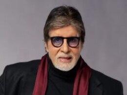 Troll Tells Amitabh Bachchan, "Phone <i>Pe Bolna Band Karo Bhai</i>". His Reply Has A "Sarkar" Twist