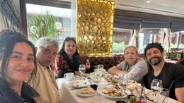 Shabana Azmi, Javed Akhtar's Family Time With Farhan-Shibani And Honey Irani