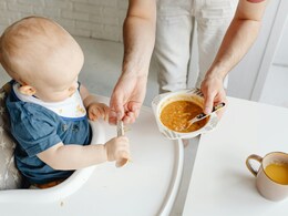 बच्चे को सॉलिड खिलाना शुरू करने पर ये 5 गलितयां कर देते हैं पैरेंट्स, डॉक्टर ने कहा इन बातों का ध्यान रखना है जरूरी