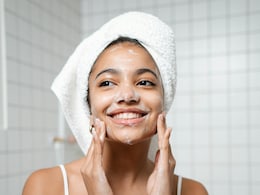 गर्मियों में आपकी Skin को Glowing बनाएंगे ये Best Face Wash, ऑयल और सन टैन को कहेंगे Bye-Bye