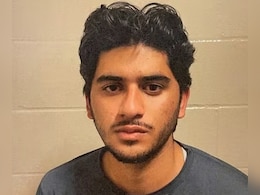 Pakistani Man Who Allegedly Plotted US Attack Extradited From Canada Pakistani Man Who Allegedly Plotted US Attack Extradited From Canada