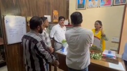 Hindi Imposition : ... तर दादा भुसे राजीनामा देतील का? डोंबिवलीच्या शिक्षकांचा थेट मंत्र्यांनाच सवाल! पाहा Video