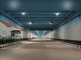 अब एयरपोर्ट तक जाना होगा आसान, द्वारका एक्सप्रेसवे पर नई टनल खुलने को है तैयार   अब एयरपोर्ट तक जाना होगा आसान, द्वारका एक्सप्रेसवे पर नई टनल खुलने को है तैयार