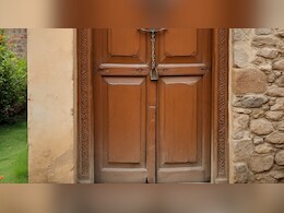 गमी में गया था परिवार, एक फोन कॉल पर लौटा; जब घर की हालत देखी तो उड़ गए होश