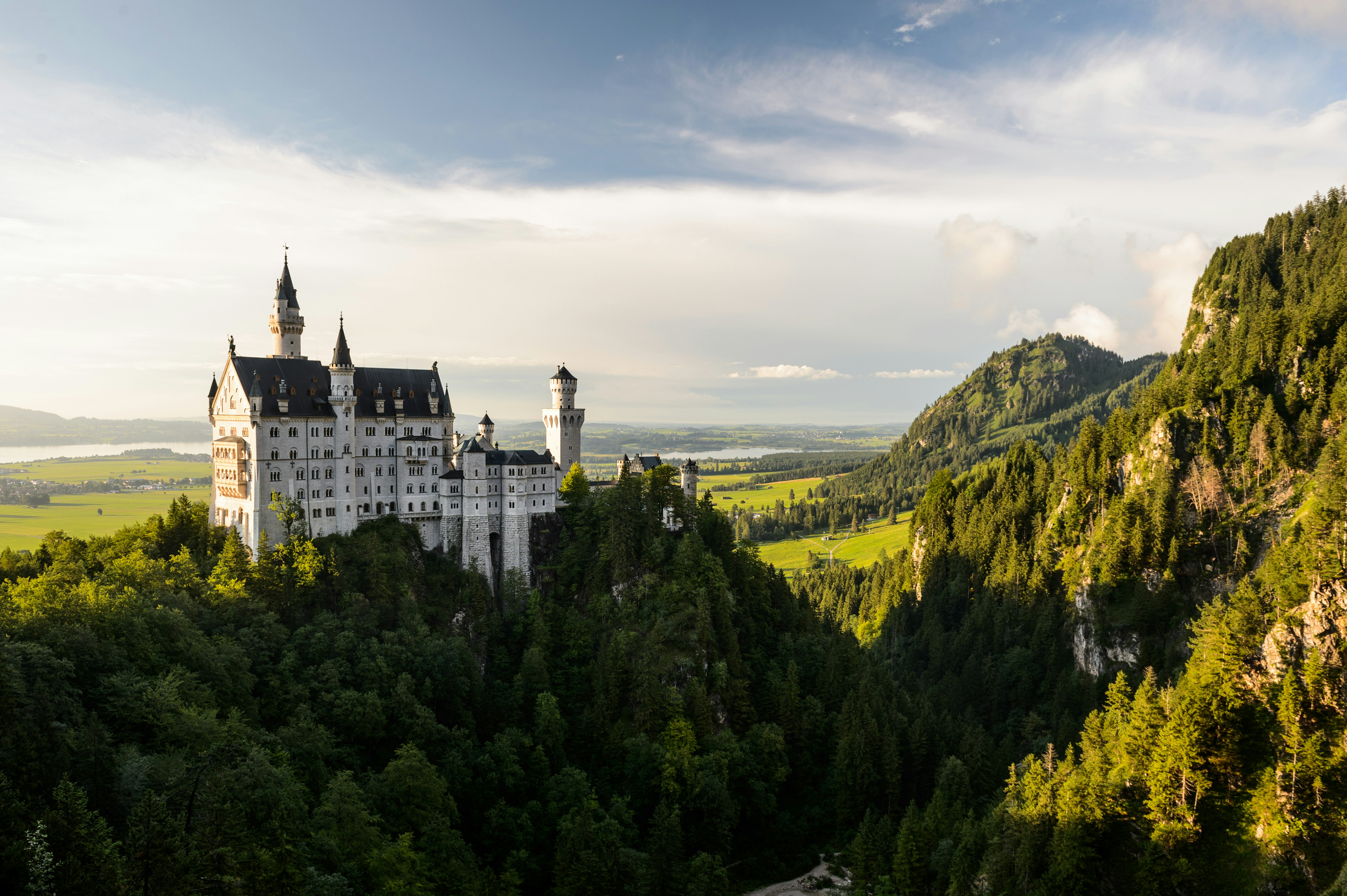 5 Of The World's Most Fascinating Castles That Are Straight Out Of A Fairytale