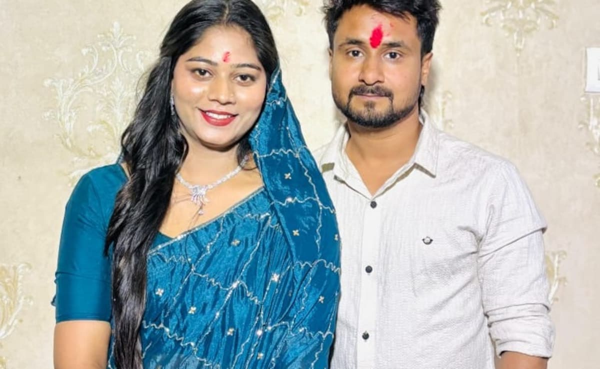 Овъглените останки от черна чанта принадлежаща на Сонам ​​Рагхуванши сега