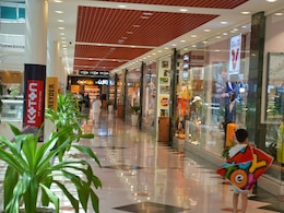 Why Are Duty-Free Shops Always After Airport Security? 5 Surprising Reasons Why Are Duty-Free Shops Always After Airport Security? 5 Surprising Reasons