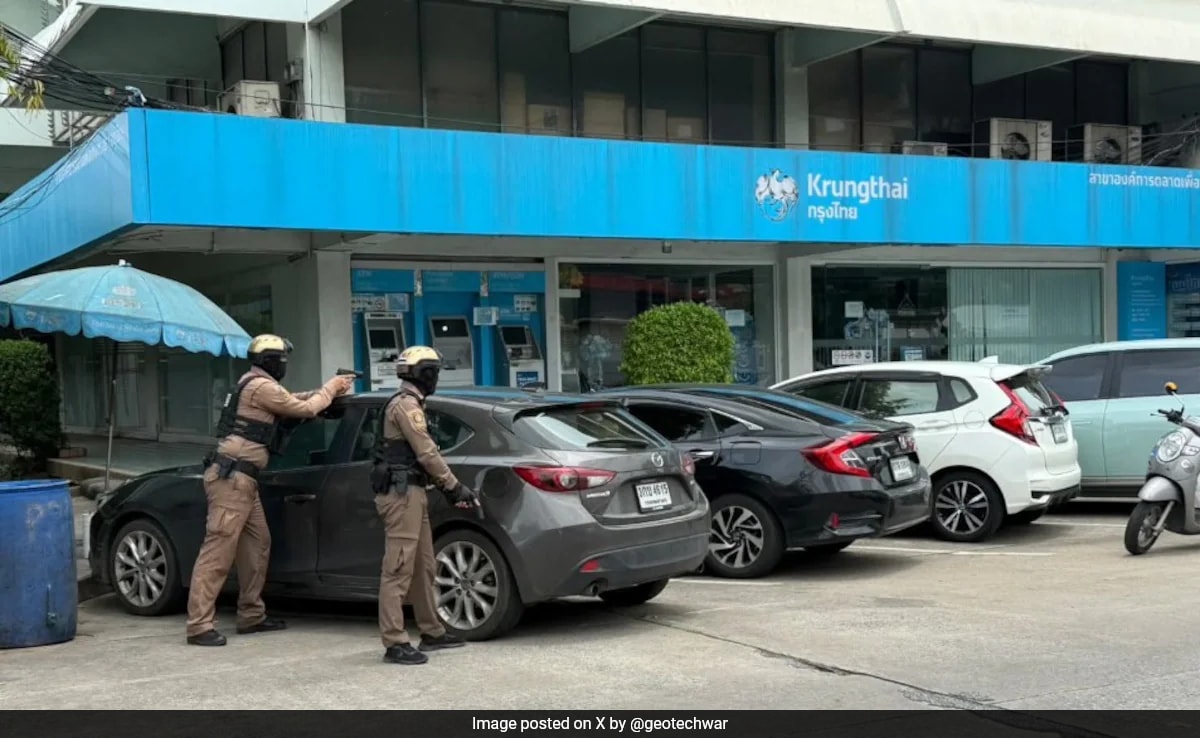 6 Dead In 'Mass Shooting' In Bangkok, Gunman Kills Self