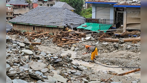 हिमाचल में सैलाब ने ढाया था सितम, बहे 35 लोगों को अब राज्य सरकार ने माना मृत