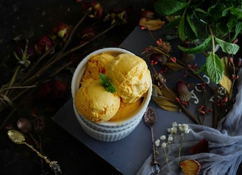 How To Make Ice Cream At Home Without An Ice Cream Machine