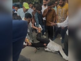 'Influencer' vs 'Influencer' Over Social Media Post On Delhi Road