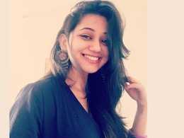 Ketki Chitale : "मराठी न बोलल्यास भोकं पडणार आहेत का?", केतकी चितळे पुन्हा बरळली Ketki Chitale : "मराठी न बोलल्यास भोकं पडणार आहेत का?", केतकी चितळे पुन्हा बरळली