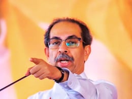 Shiv Sena Election Symbol Dispute: पवारांना जमले मात्र ठाकरे फसले, अशील आणि वकिलांमधील विसंवादामुळे खटल्याचा खेळखंडोबा Shiv Sena Election Symbol Dispute: पवारांना जमले मात्र ठाकरे फसले, अशील आणि वकिलांमधील विसंवादामुळे खटल्याचा खेळखंडोबा