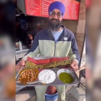 'Organic Colour Paper Paratha' In Jalandhar Goes Viral, Here's How It Looks