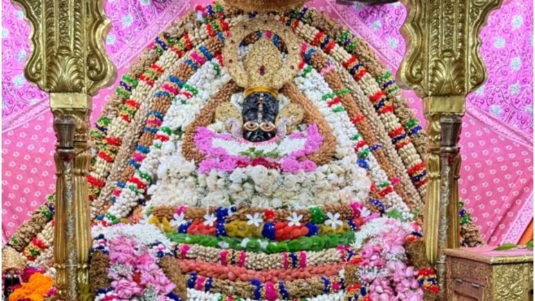 खाटूश्यामजी में बाबा श्याम के तिलक श्रृंगार का क्या है विशेष महत्व? आज शाम 4 बजे होंगे खास दर्शन खाटूश्यामजी में बाबा श्याम के तिलक श्रृंगार का क्या है विशेष महत्व? आज शाम 4 बजे होंगे खास दर्शन