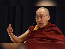 दलाई लामा ने जेफरी एपस्टीन से संबंध वाली खबरों पर तोड़ी चुप्&zwj;पी, जानें क्&zwj;या कहा?