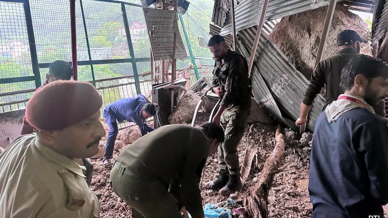 Vaishno Devi Shrine Board To Provide Medical Care To Pilgrims Injured In Landslide