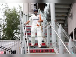 IND vs ENG: ऋषभ पंत की जगह यह खिलाड़ी हुआ टीम इंडिया में शामिल, BCCI ने किया कंफर्म IND vs ENG: ऋषभ पंत की जगह यह खिलाड़ी हुआ टीम इंडिया में शामिल, BCCI ने किया कंफर्म